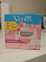 Gillette Venus ComfortGlide White Tea, 4ct Women's Razor Blade Refills 3 blades