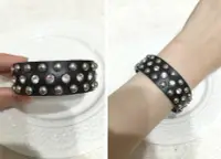 在飛比找Yahoo!奇摩拍賣優惠-韓國水鑽搭配珠珠黑色真皮皮革手環