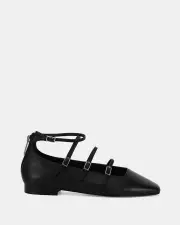 Miss Sofie Medal/Black Womens Flats 06