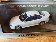 1/43 BIANTE HOLDEN VY COMMODORE SS (HERON WHITE) 53425
