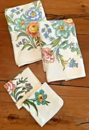 JC Penney Manor House Bath Towels & Wash Cloths Floral Boho Vintage 1970s NOS