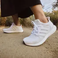 在飛比找蝦皮購物優惠-【豬豬老闆】ADIDAS ULTRABOOST 5.0 DN