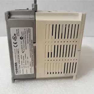 TOSHIBA TRANSISTOR INVERTER VFS9-4015PL-WN (1)