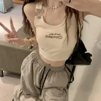 在飛比找momo購物網優惠-【D.studio】韓版小眾獨特背帶扣百搭背心(帶胸墊免穿內