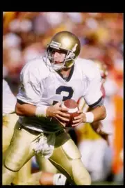 Quarterback Ron Powlus Notre Dame Fighting Irish drops back to - 1994 Old Photo