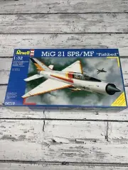 Revell 04719 MiG 21 SPS/MF "Fishbed" Fighter Jet 1/32 Model Rare 2002 NOS