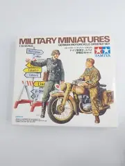 1/35 German Motorcycle Orderly Set By Tamiya