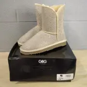 INC International Concepts Women's Size 7M Cream Silver Boots LL2
