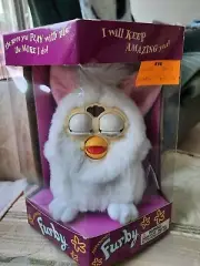 1998 Furby, Model 70-800, White Snowball With YELLOW Faceplate, NIB