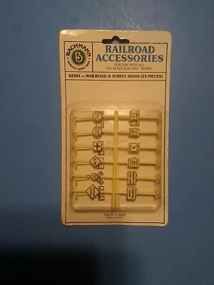 ho scale Bachmann railroad & street signs #42204