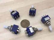 5 x White Sleeve cap Latching 6 Pin DPDT ON OFF ON Toggle Switch 6A 125VAC B24