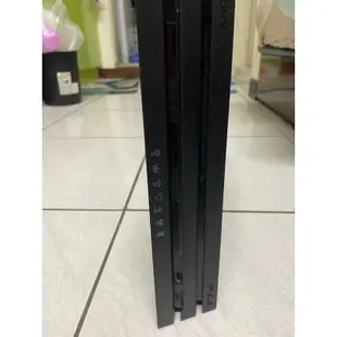 ps4 pro王國之心同捆機 二手（附王國之心手把在多送一支手把）台中面交