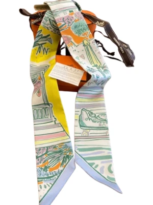 Unused HERMES Twilly Scarf RAYURES D'ETE Silk White Green 86 x 5cm Japan [New]