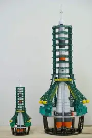 Russian Rocket Soyuz 2 resin model 1:100