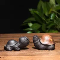 在飛比找Yahoo!奇摩拍賣優惠-三友社 宜興紫砂茶寵黃金龜將軍龜雕塑擺蓋托烏龜禮品 ch
