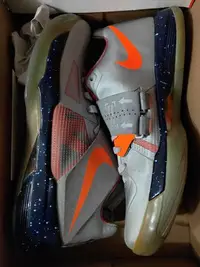 在飛比找Yahoo!奇摩拍賣優惠-全新 NIKE ＫＤ　４代 明星賽款　款 SZ１０　１０．５