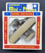 Bachmann Mini-Planes 1:100 Scale #37 Wright Bothers Kitty Hawk