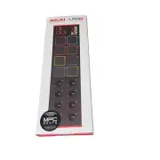 AKAI Professional LPD8 - USB MIDI Controller with 8 Responsive RGB MPC Drum P...