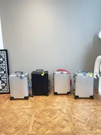 在飛比找Yahoo!奇摩拍賣優惠-FENDI × RIMOWA 限量合作版行李箱 登機箱其他尺