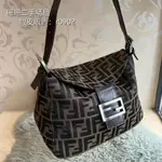 【二手精品】FENDI 芬迪 法棍包 老花BAGUETTE 手提單肩包 斜挎包 S39262 免運 實拍