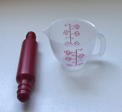 Tupperware Kids 1-Cup Liquid Measuring Cup with Rolling Pin Set Red New
