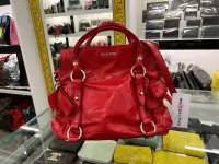 在飛比找Yahoo!奇摩拍賣優惠-㊣東區正精品㊣ MIU MIU VITELLO LUX 紅色