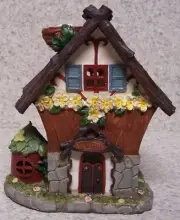 Garden Accent Fairy or Gnome Battery Lighted Cottage House NEW 6 3/4" tall