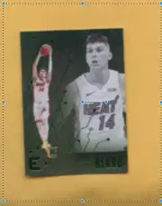 Tyler Herro BEAUTIFUL GREEN ESSENTIALS RC 2019-20 Miami Heat 212 Rookie PSA 10 ?