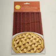 Wilton Silicone Bakeware, 6 Cavity Decorative Pie Crust Mold