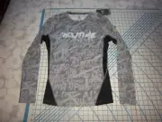 MENS LARGE GRAY/BLACK LS UNDER ARMOUR COMPRESSION SHIRT - NWT