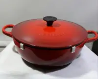 在飛比找Yahoo!奇摩拍賣優惠-法國 Le Creuset 22cm 鑄鐵媽咪鍋 櫻桃紅 內