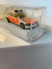 Busch 45719 Ford Escort Notarzt HO 1:87 Scale