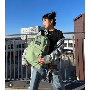 jansport  SUPERBREAK  plus  15吋電腦隔層 牛果綠 後背包