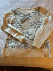 NEW Woolrich lambswool cream with gray designs pullover sweater Size M