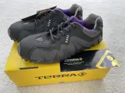 New WOMEN'S TERRA SPIDER COMPOSITE TOE ATHLETIC SAFETY WORK SHOE Size 10