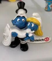 Smurfs Bride & Groom Wedding Smurf Figure Toy SCHLEICH #20746 Cake Topper Rare