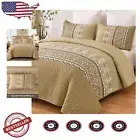 Luxurious Khaki King Size Quilt Set - Geometric Print Design for All Seasons