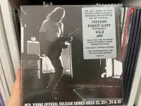 在飛比找Yahoo!奇摩拍賣優惠-❥ 好野音像 正品  Neil Young Official