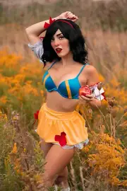 4"x6" PICTURE LISA MANCINI ONE GLOSSY PHOTO! COSPLAY/MODEL/SEXY #LMoo79