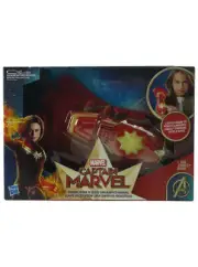 Captain Marvel Power FX Glove Light and Sound Marvel Comics Hasbro New In Box