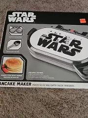 Disney Star Wars 2 Pancake Maker, Makes R2D2 and Darth Vader Pancakes Brand New