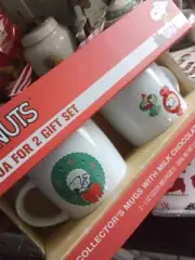 New Peanuts Snoopy Collectible Mug Set