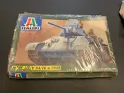 1/72 Italeri T-34/76 1942 Russian WWII Model Tank Kit Unbuilt