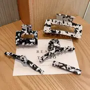Printed Hair Claw 02# - White & Black - L