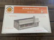 BACHMANN HO SCALE SUPERMARKET #45141 BRAND NEW - SEALED!!