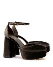 Larroude Women's Ari Platform Pumps