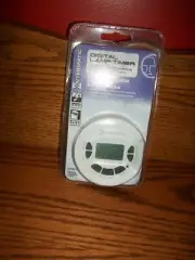 INTERMATIC DIGITAL LAMP LIGHT TIMER OUTLET DT300CH BRAND NEW-Sealed-Ships FREE