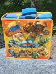NOS 2012 Skylanders Giants Carrying Case Holds Figures, Portals, Cords, Games