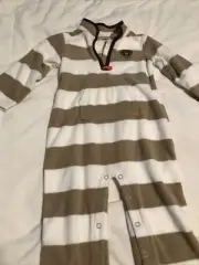 Carters One Piece outfit size 24 month