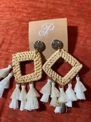 Plunder Post Drop Dangle Earring diamond shape raffia cream tassels gold post